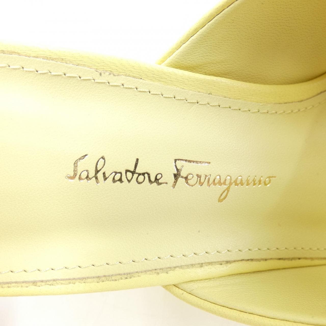 薩爾瓦托雷·菲拉格慕 (SALVATORE FERRAGAMO) 涼鞋