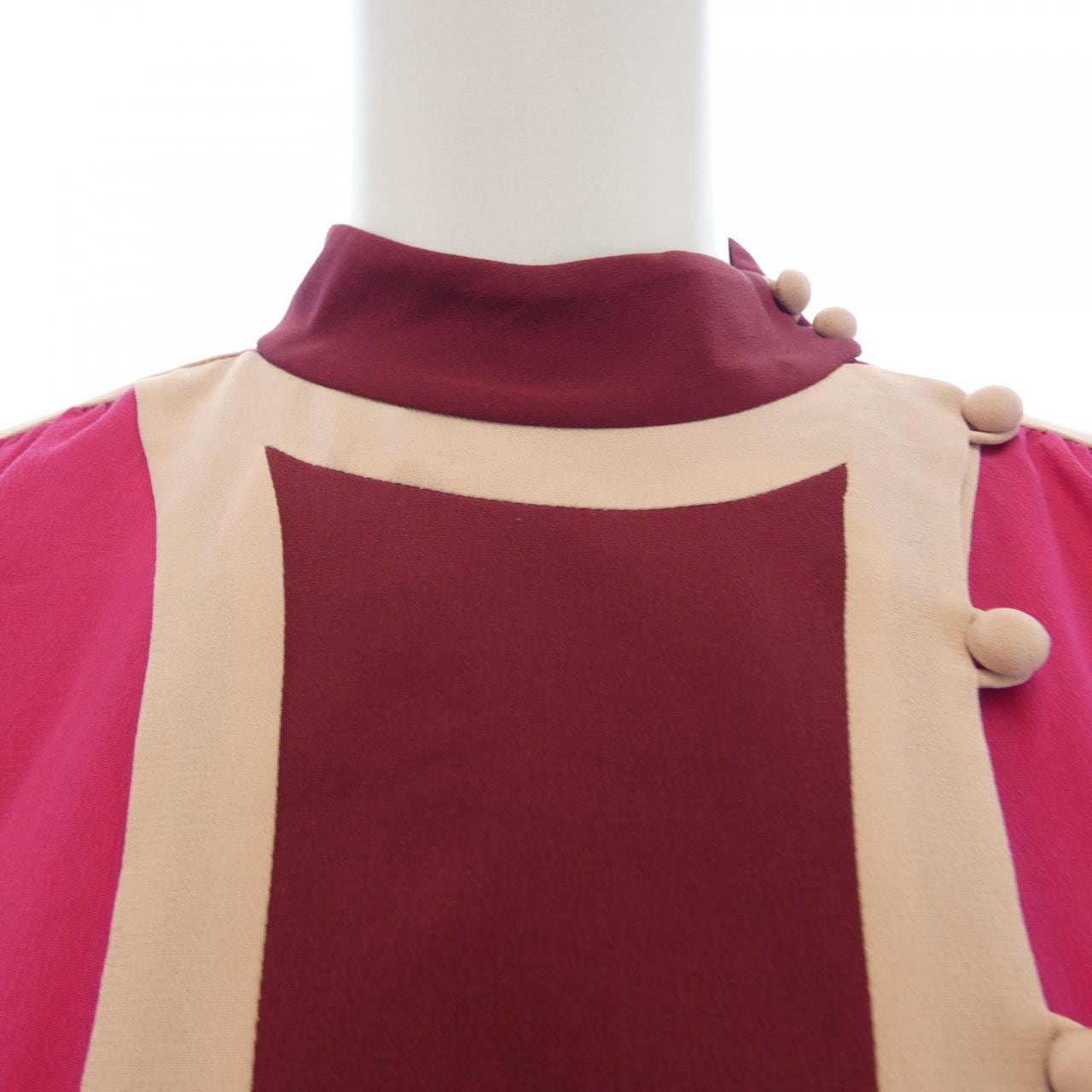 ヴァレンティノ VALENTINO NB3AB0L521B シャツ