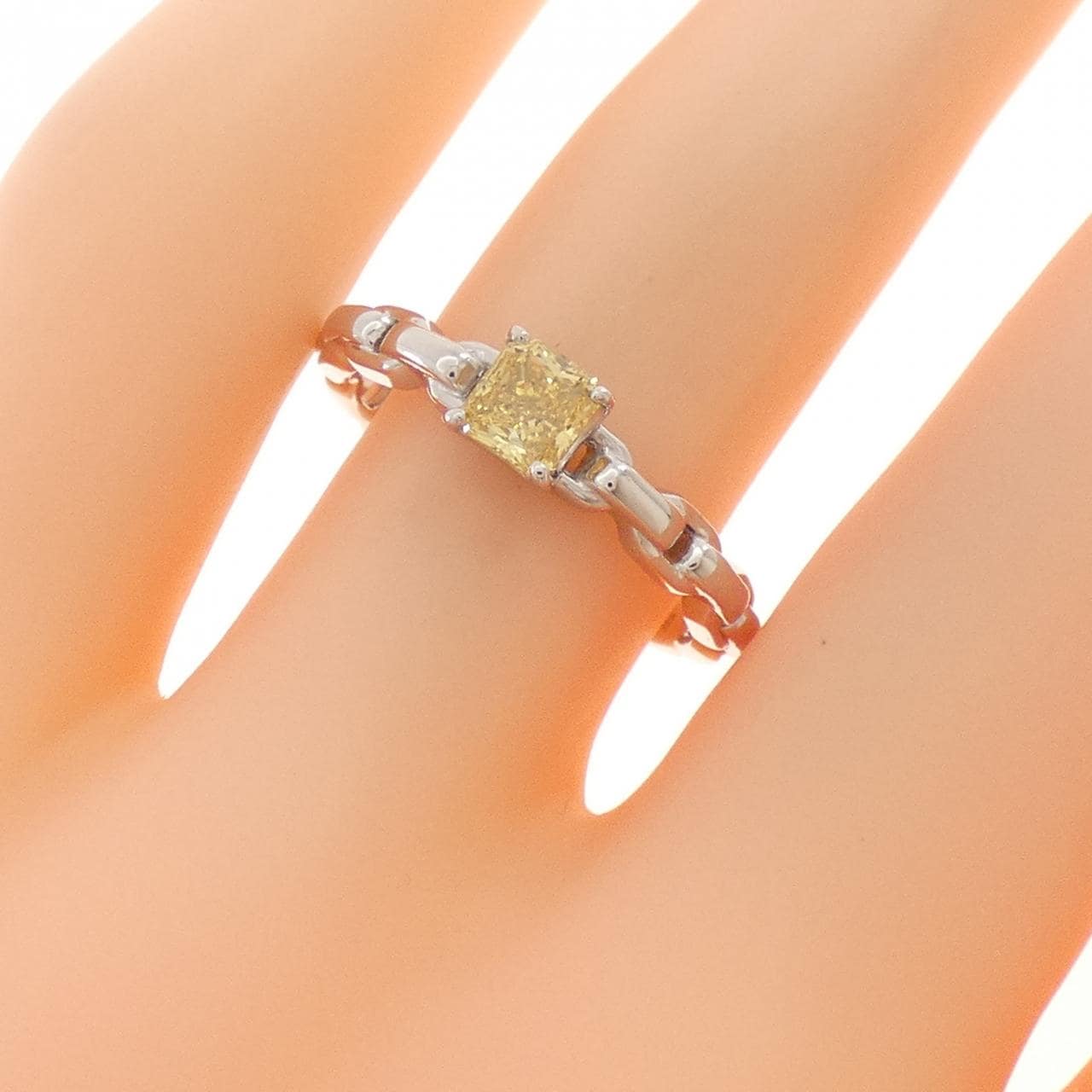 PT900 ダイヤモンド リング 0.334CT FDOY SI2 ファンシーカット