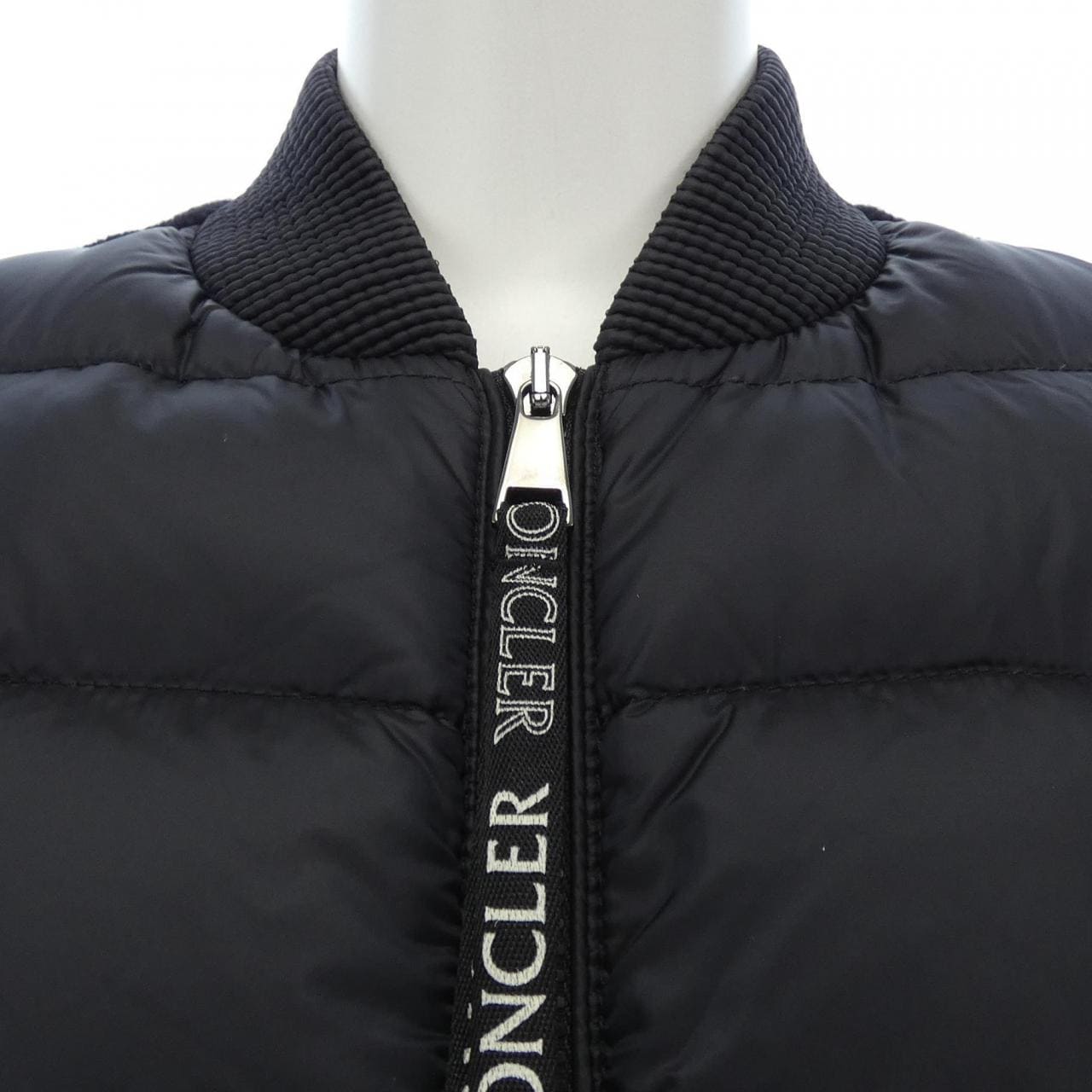 MONCLER MONCLER Down Jacket