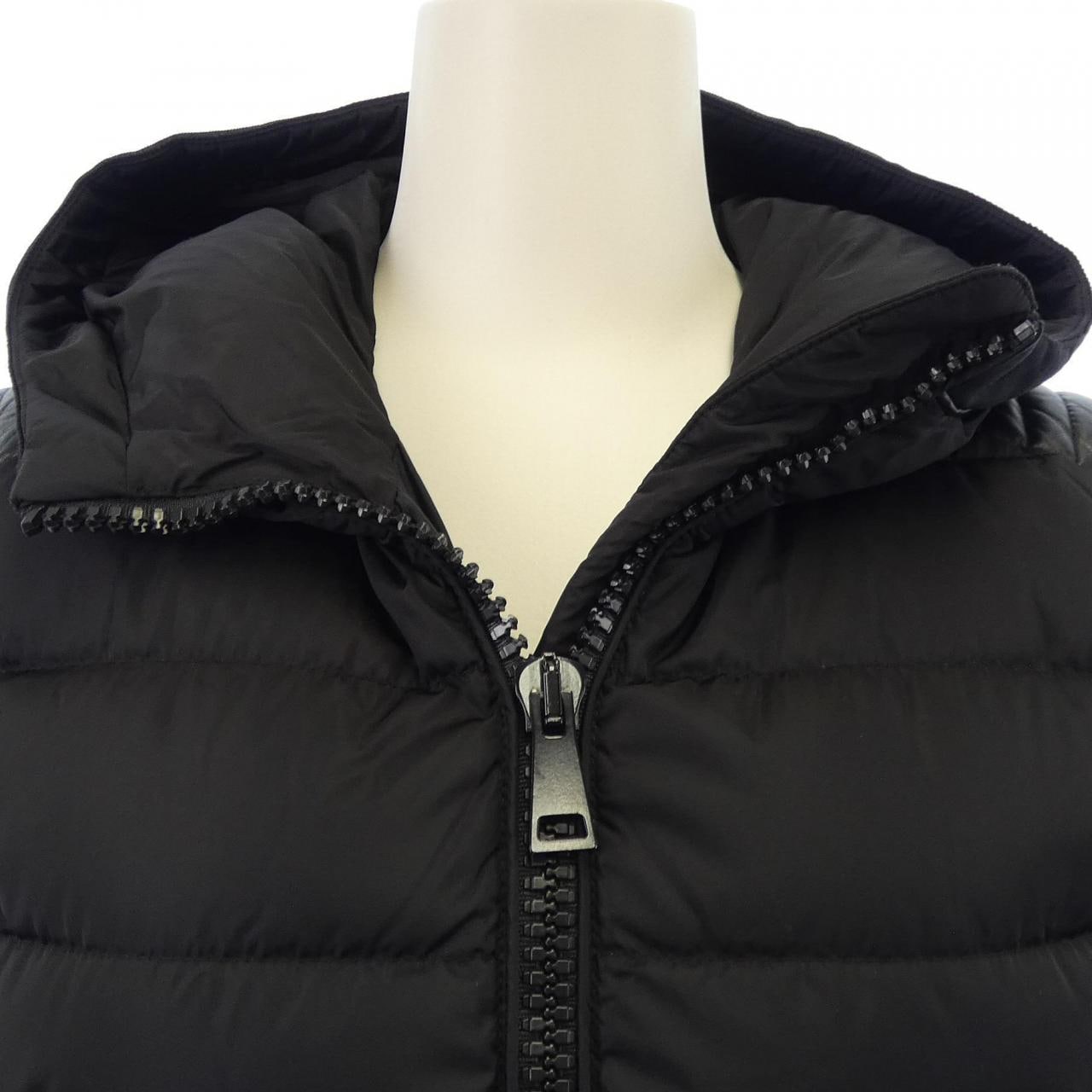 モンクレール MONCLER TALEVE ダウンコート
