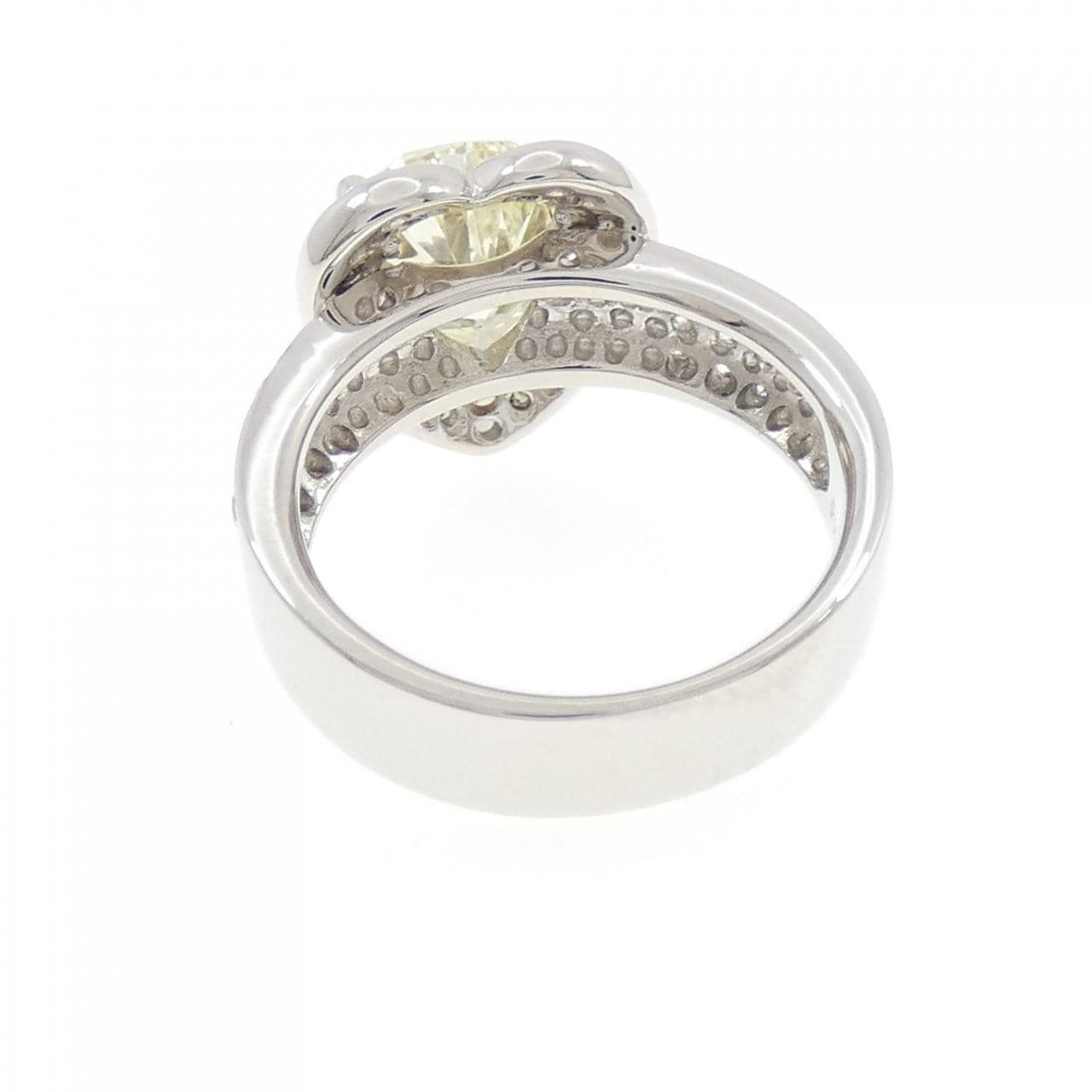PT900 ダイヤモンド リング 2.507CT LY SI2 ファンシーカット