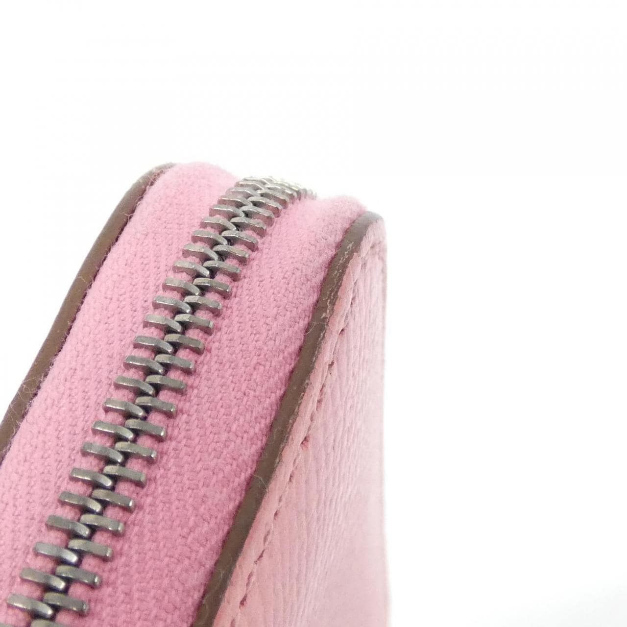 エルメス BRIDES DE GALA FANTOME POIS シルク イン コンパクト 075190CK 財布