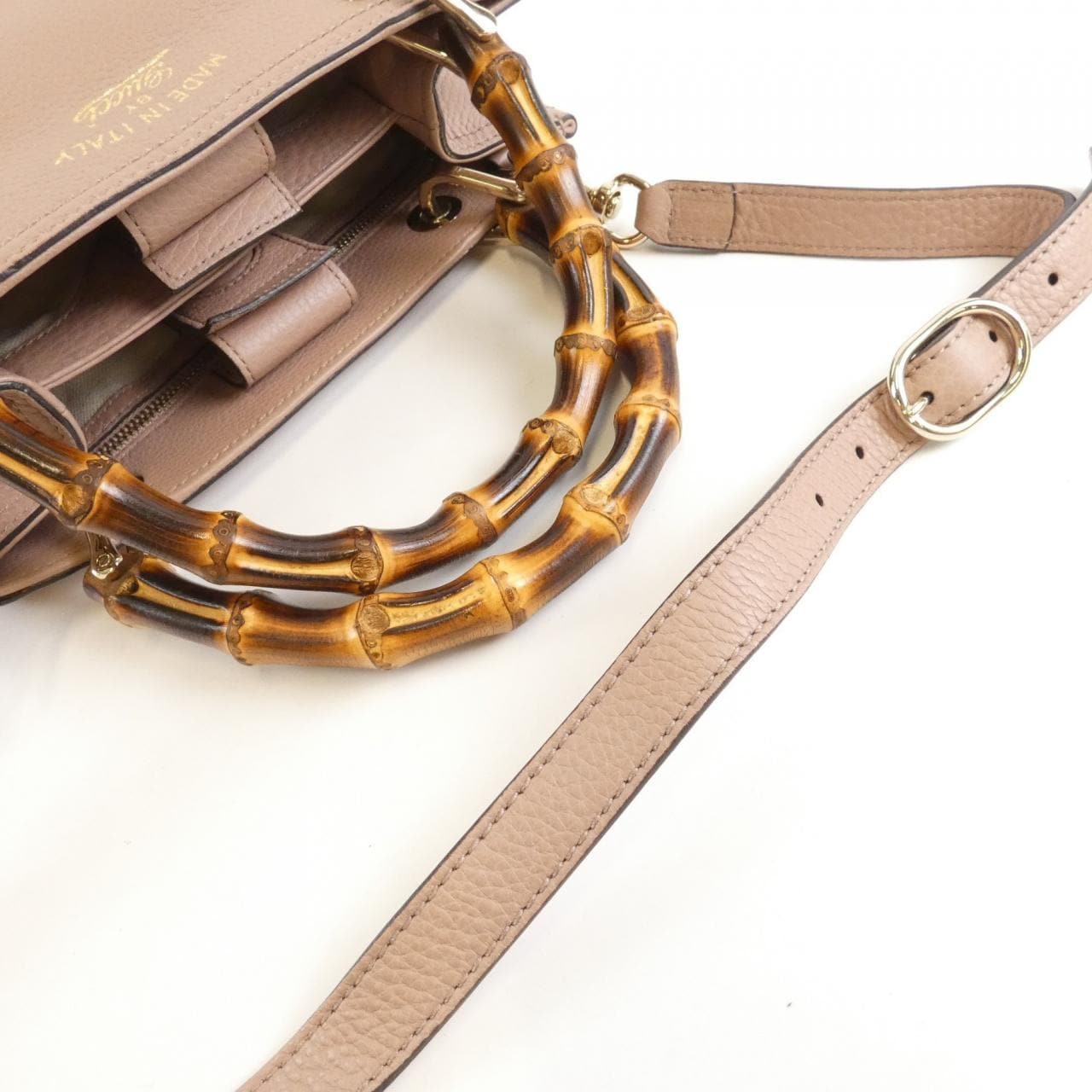 グッチ 336032 A7M0G バッグ