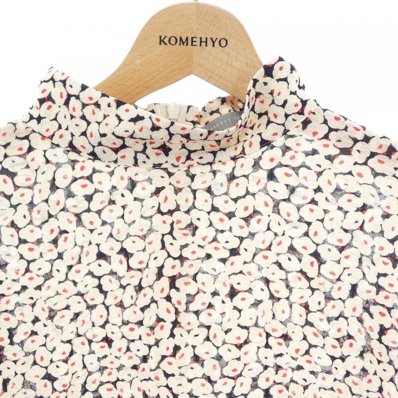 セオリーリュクス Theory luxe 03-4108215 トップス