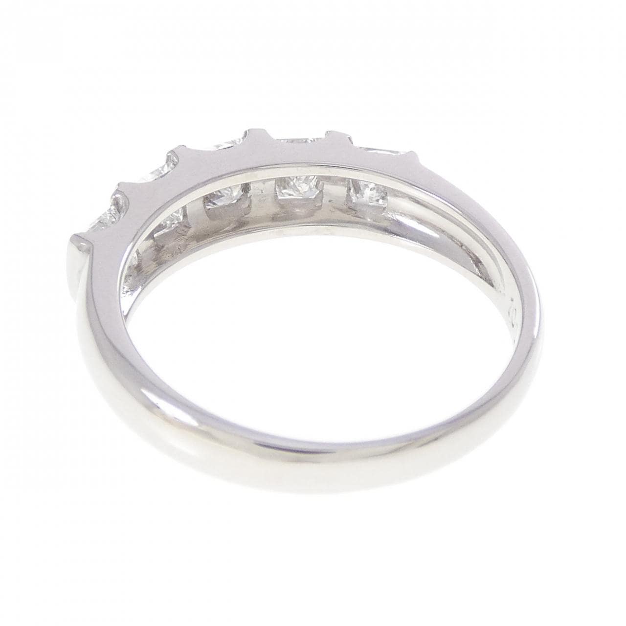 PT900 ダイヤモンド リング 1.00CT