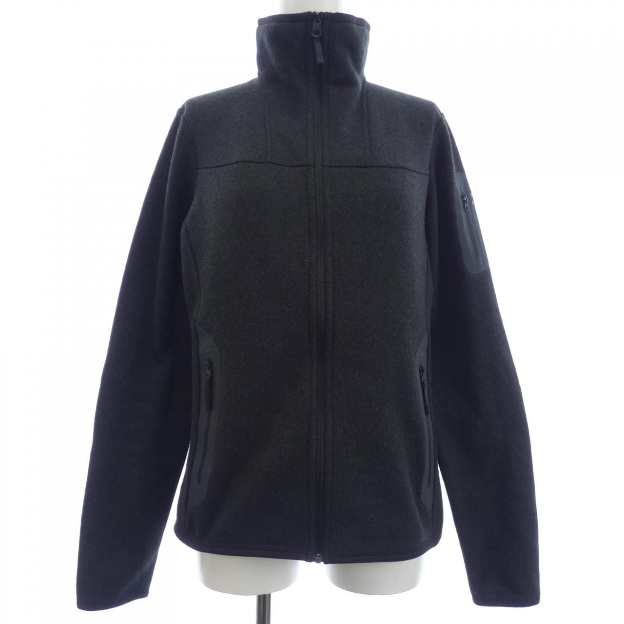 アークテリクス ARC'TERYX 15377 ブルゾン