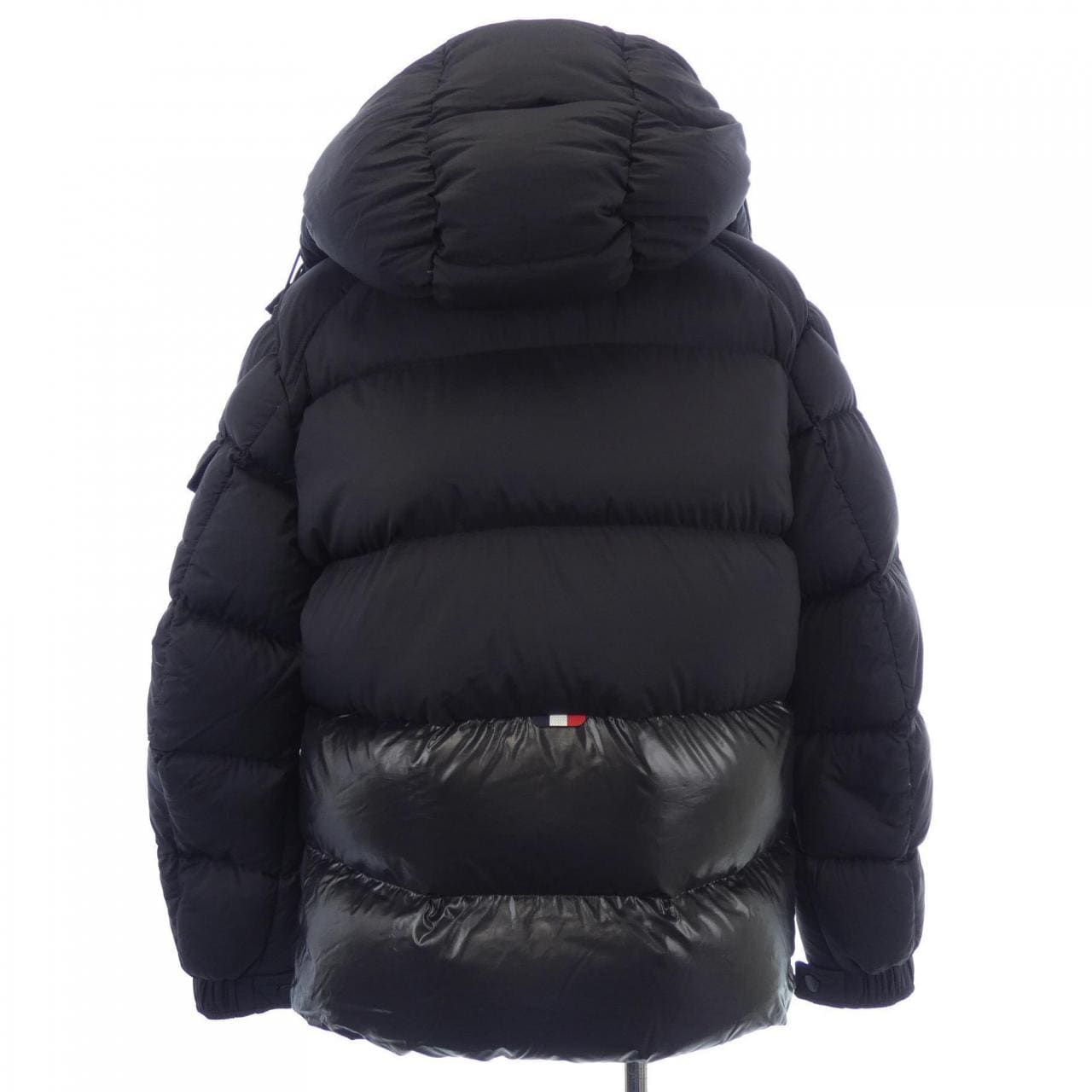 モンクレール MONCLER ダウンジャケット