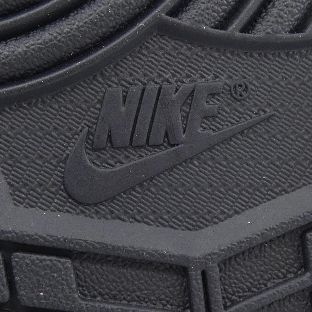 ナイキ ジョーダン NIKE JORDAN HQ2011-100 スニーカー