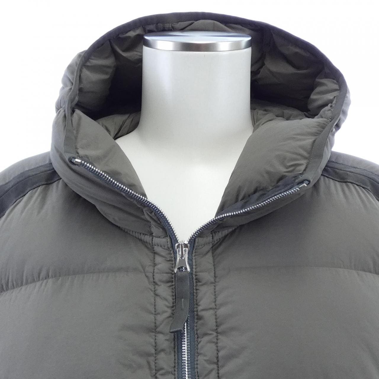 ストーンアイランド STONE ISLAND 811543128 ダウンジャケット