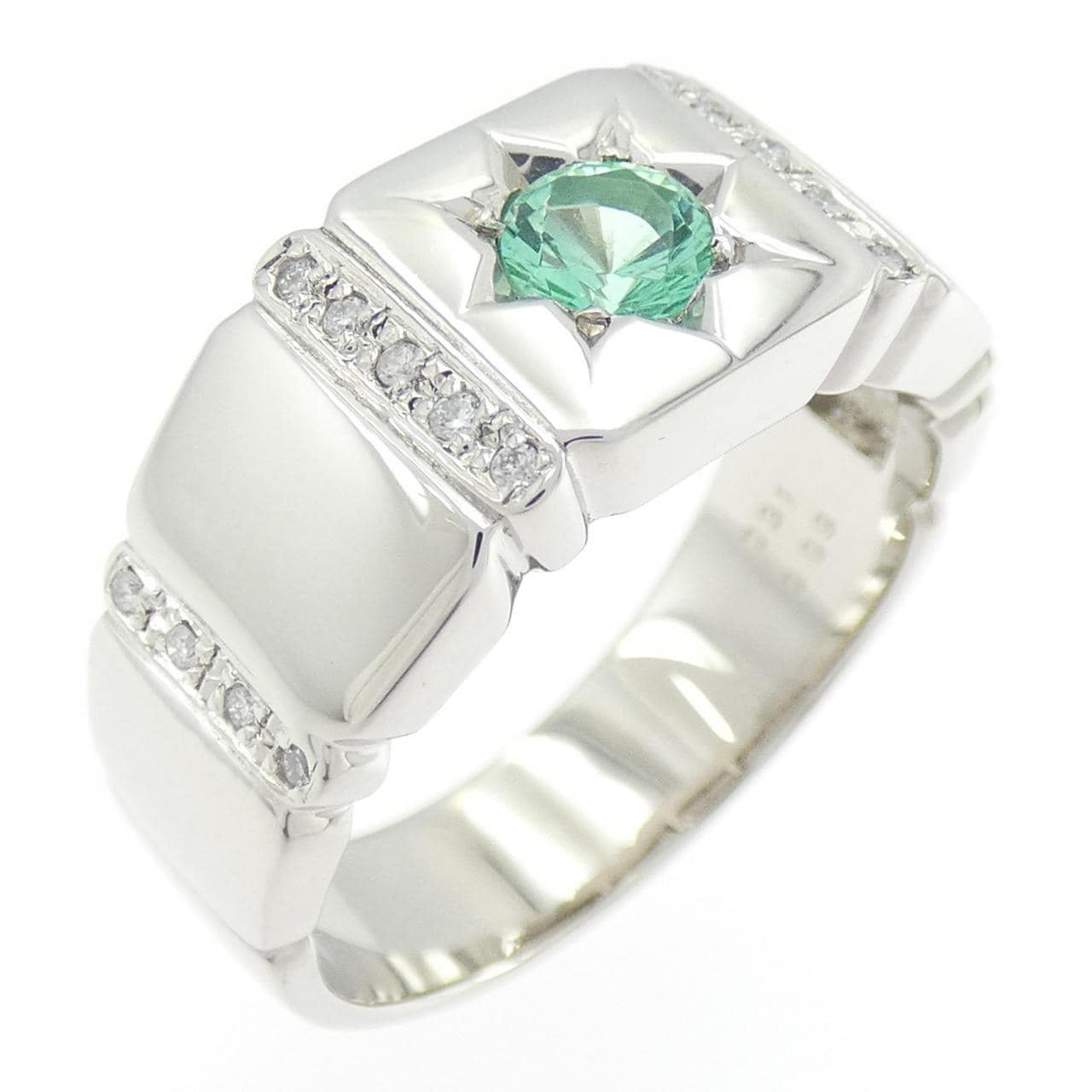 PT900 エメラルド リング 0.31CT