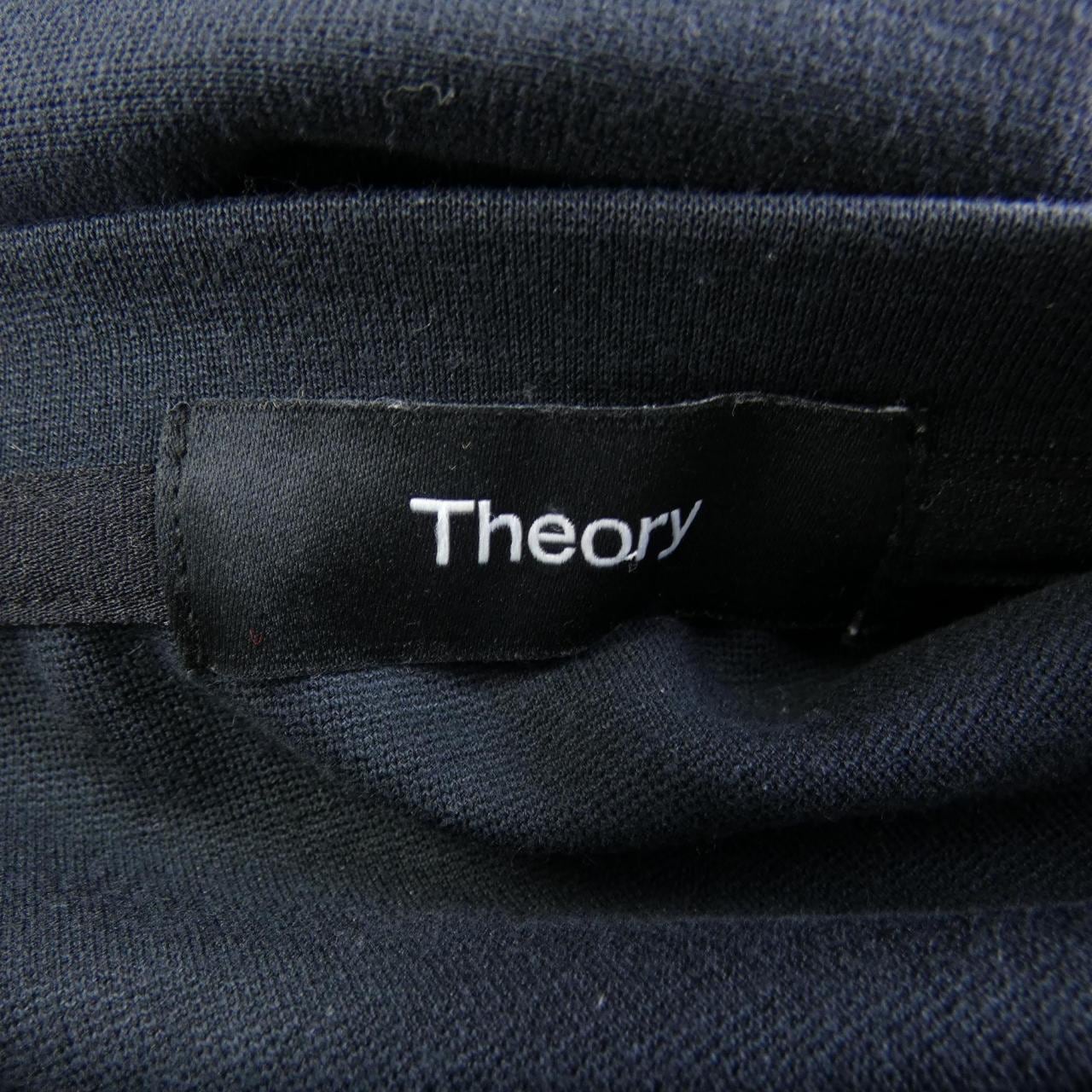 セオリー theory Tシャツ