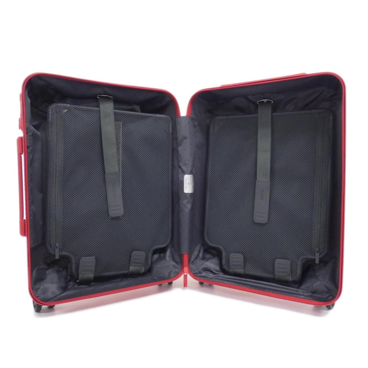 リモワ ESSENTIAL キャビン 36L 83253654 キャリーバッグ