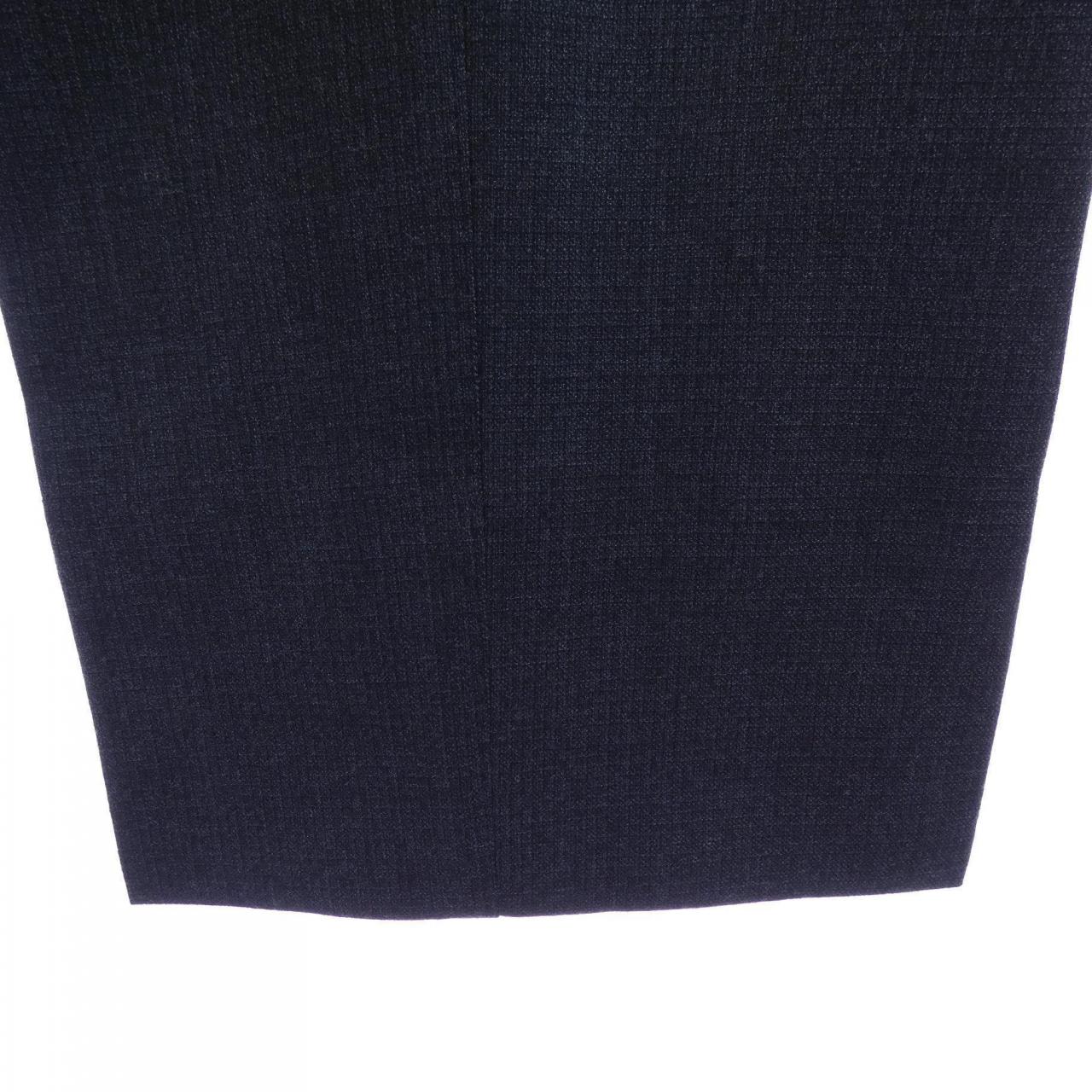 ソブリン sovereign スーツ