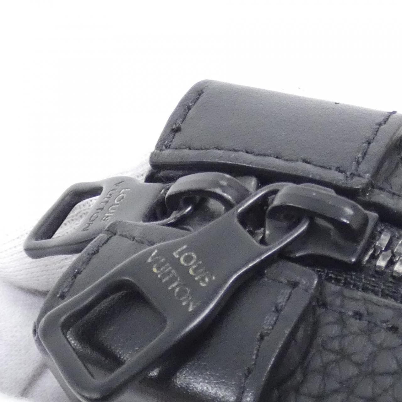 ルイヴィトン トリヨン モノグラム ソフトトランク ウォレット M80224 ショルダーバッグ