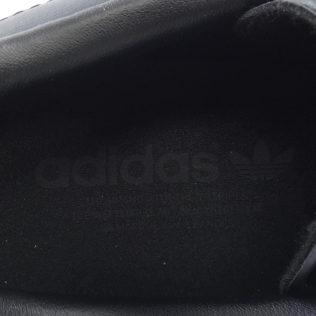 アディダス ADIDAS CQ2809 スニーカー