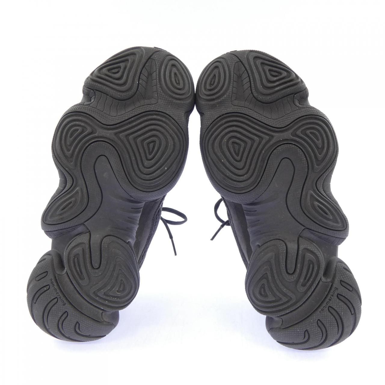 イージー YEEZY F36640 スニーカー