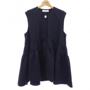 AUDIE A MUSES トップス