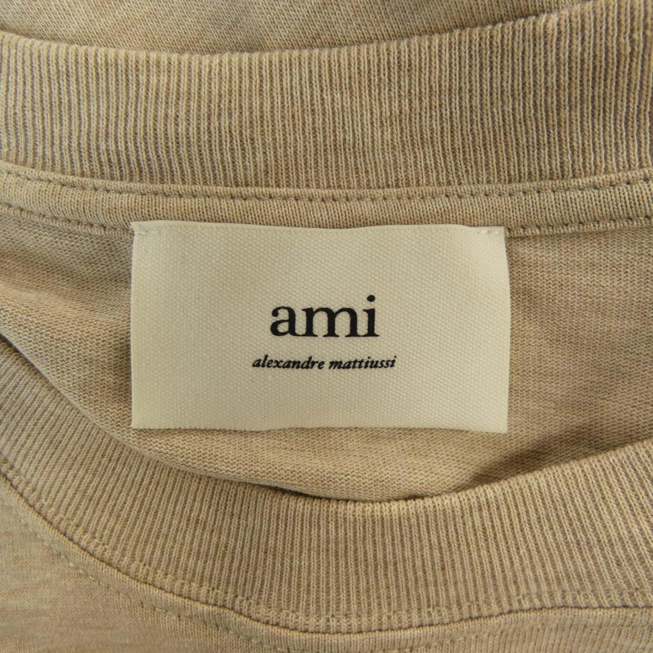 アミ AMI UTS005.726 Tシャツ