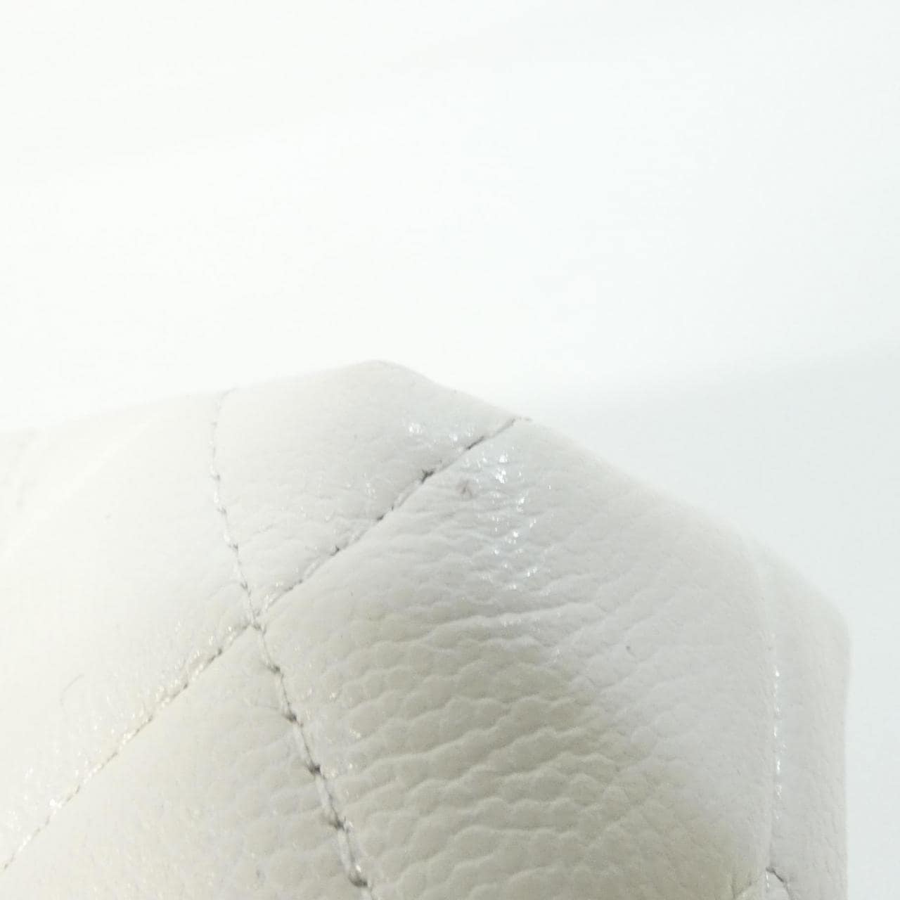 シャネル タイムレスクラシック ライン AP4423 チェーンクラッチ