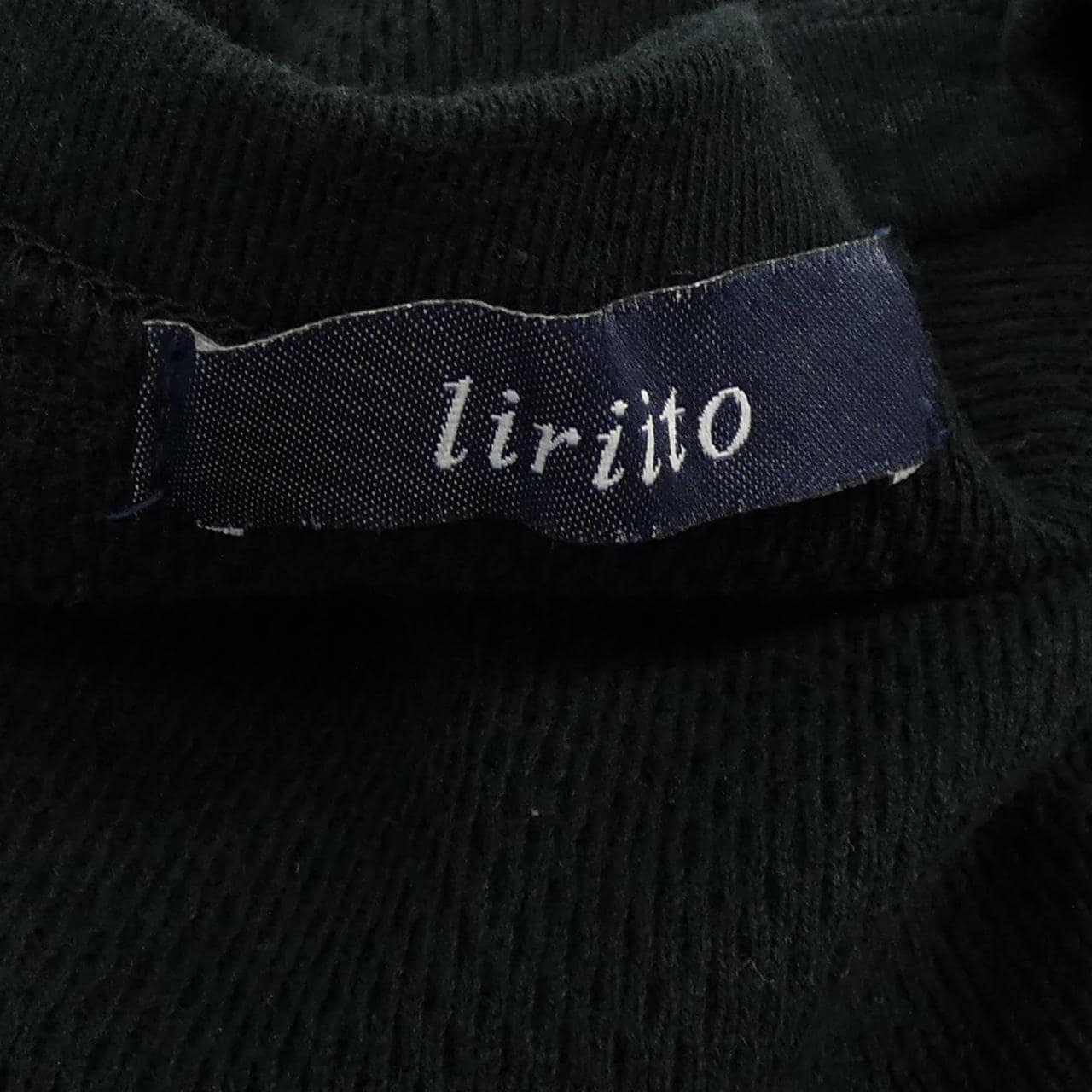 liriito 89810 トップス