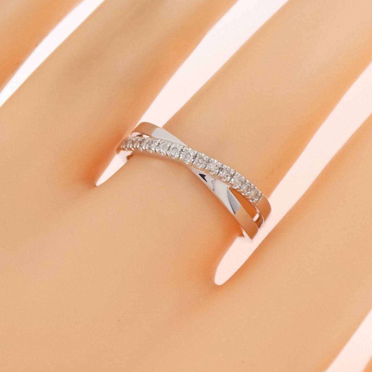 K18WG ダイヤモンド リング 0.13CT