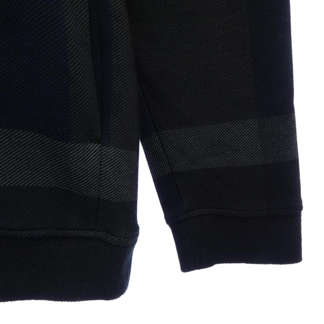 ブラックレーベルクレストブリッジ BLACK LABEL CRESTBRI パーカー