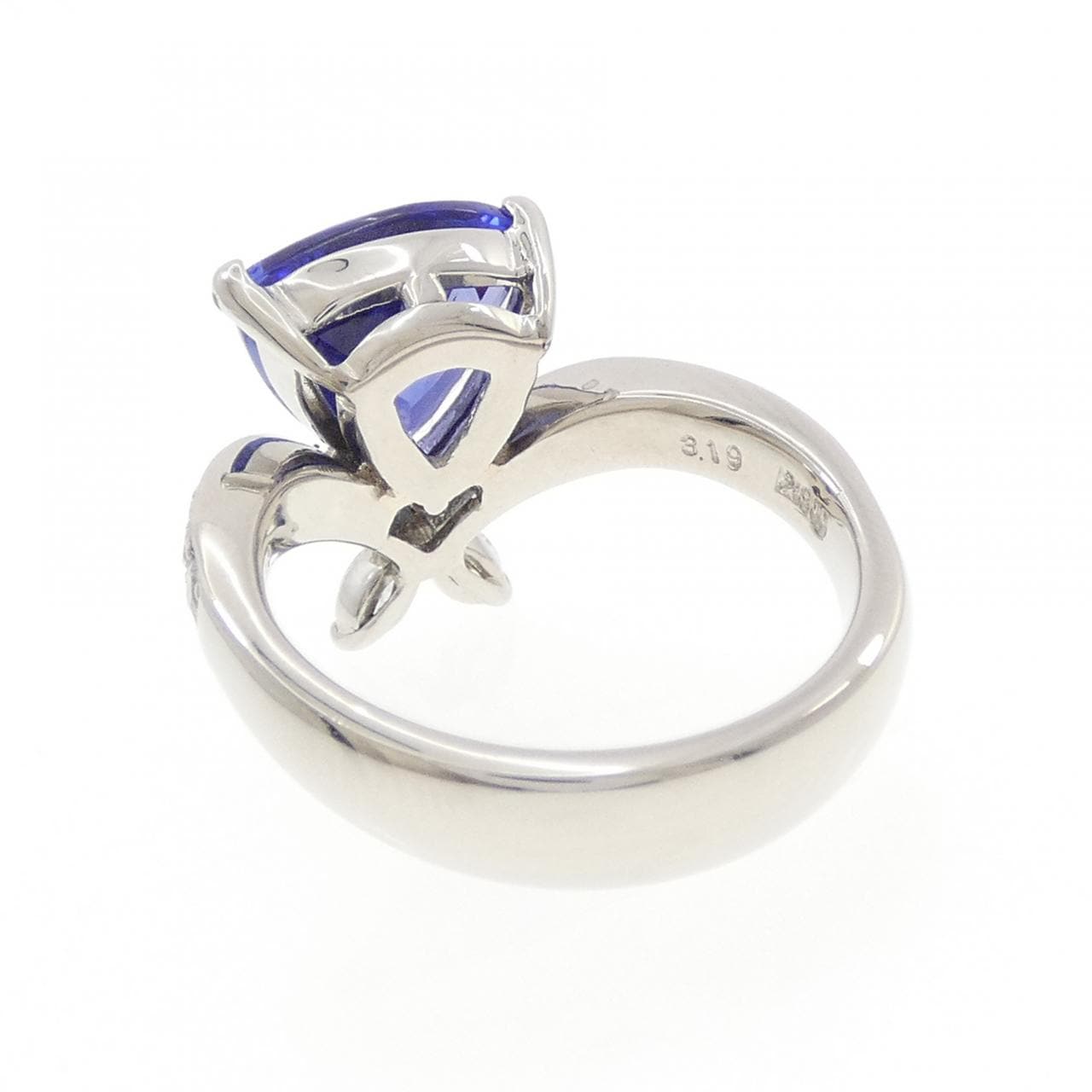 PT900 タンザナイト リング 3.19CT