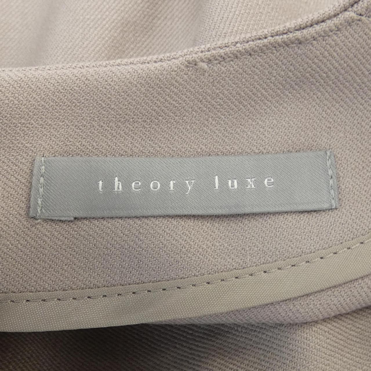 セオリーリュクス Theory luxe トップス