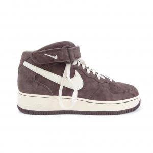 ナイキ NIKE スニーカー