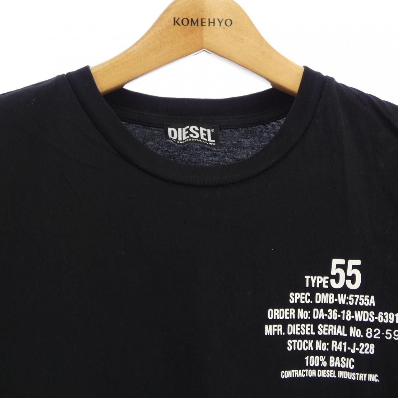 ディーゼル DIESEL Tシャツ