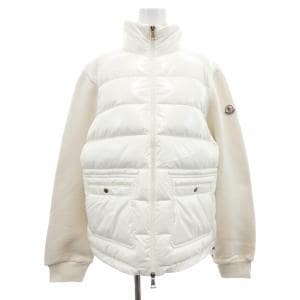 【新品】モンクレール MONCLER 20938G00017 89BG6 ダウンジャケット