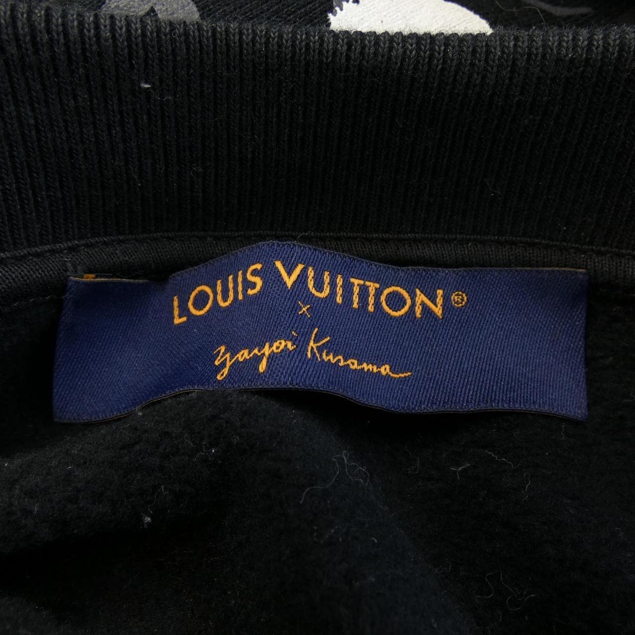 ルイヴィトン LOUIS VUITTON LV×YKペインティッドドットクルーネック HOY26WIHN 草間彌生 スウェット