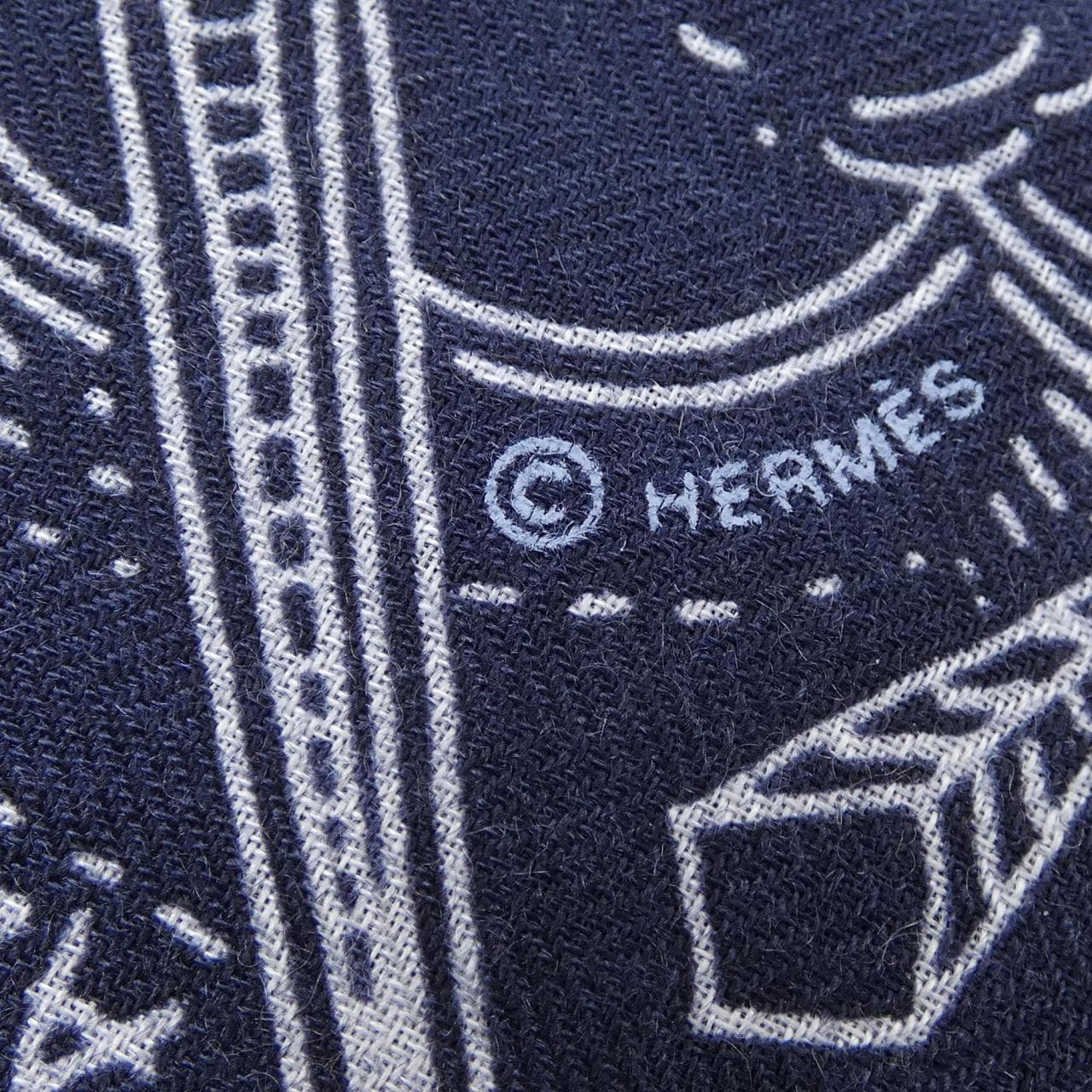 エルメス HERMES PLESE HPLD THE LINE H104187T カレH 100 ショール