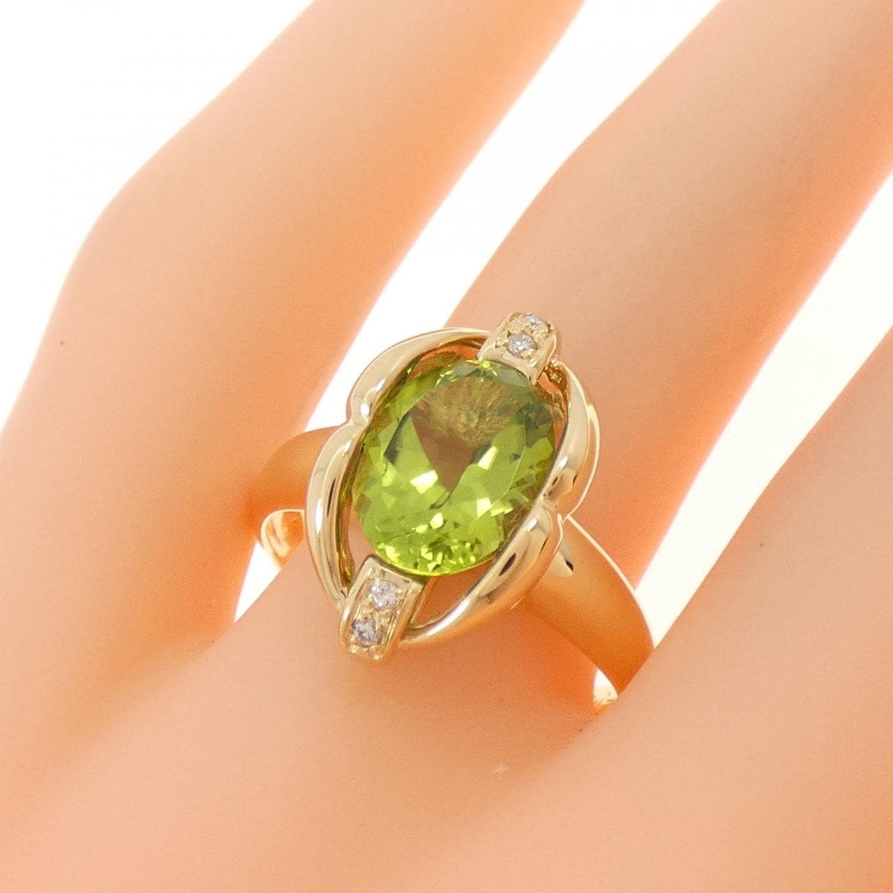 K18YG ペリドット リング 2.71CT