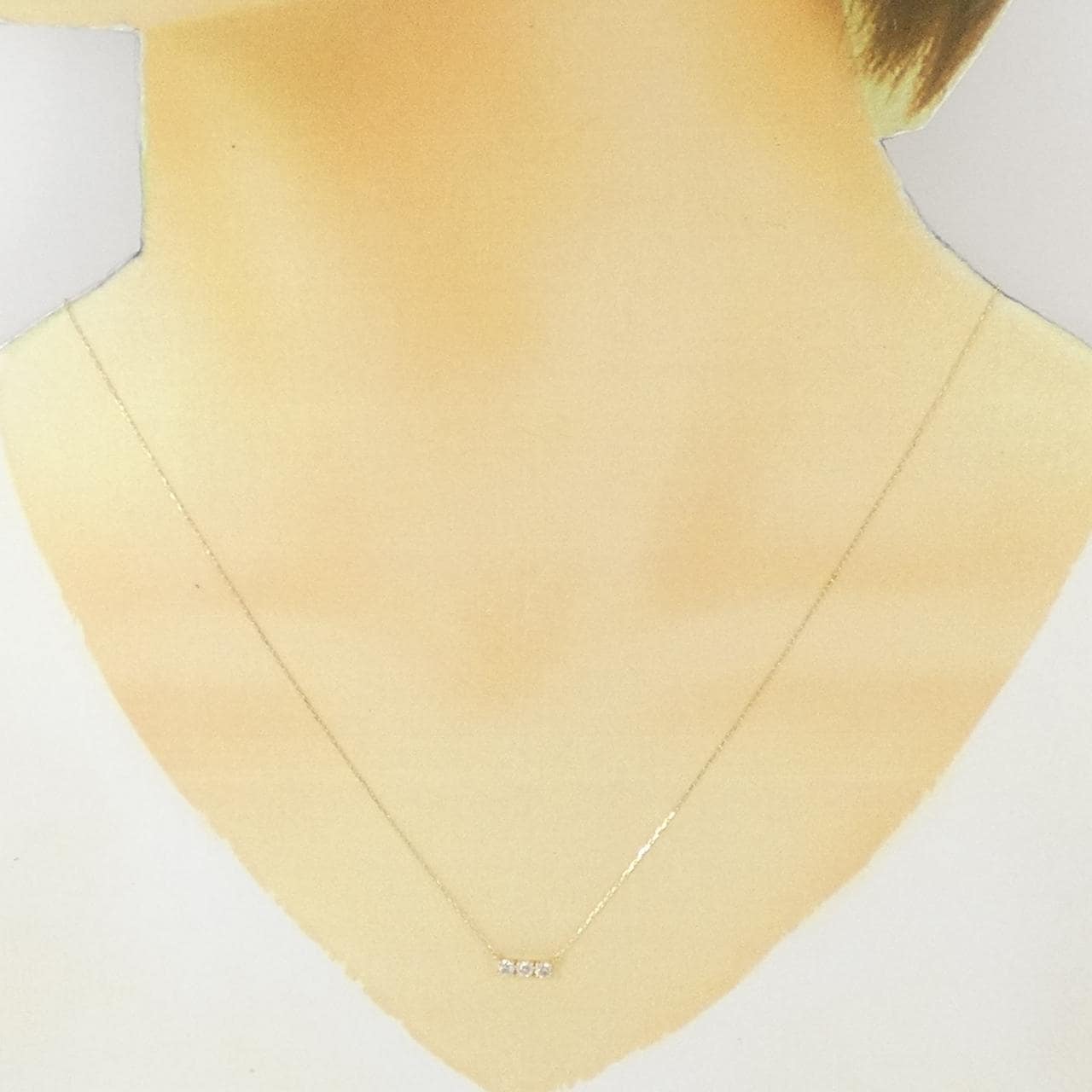 【新品】K18YG スリーストーン ダイヤモンド ネックレス 0.15CT