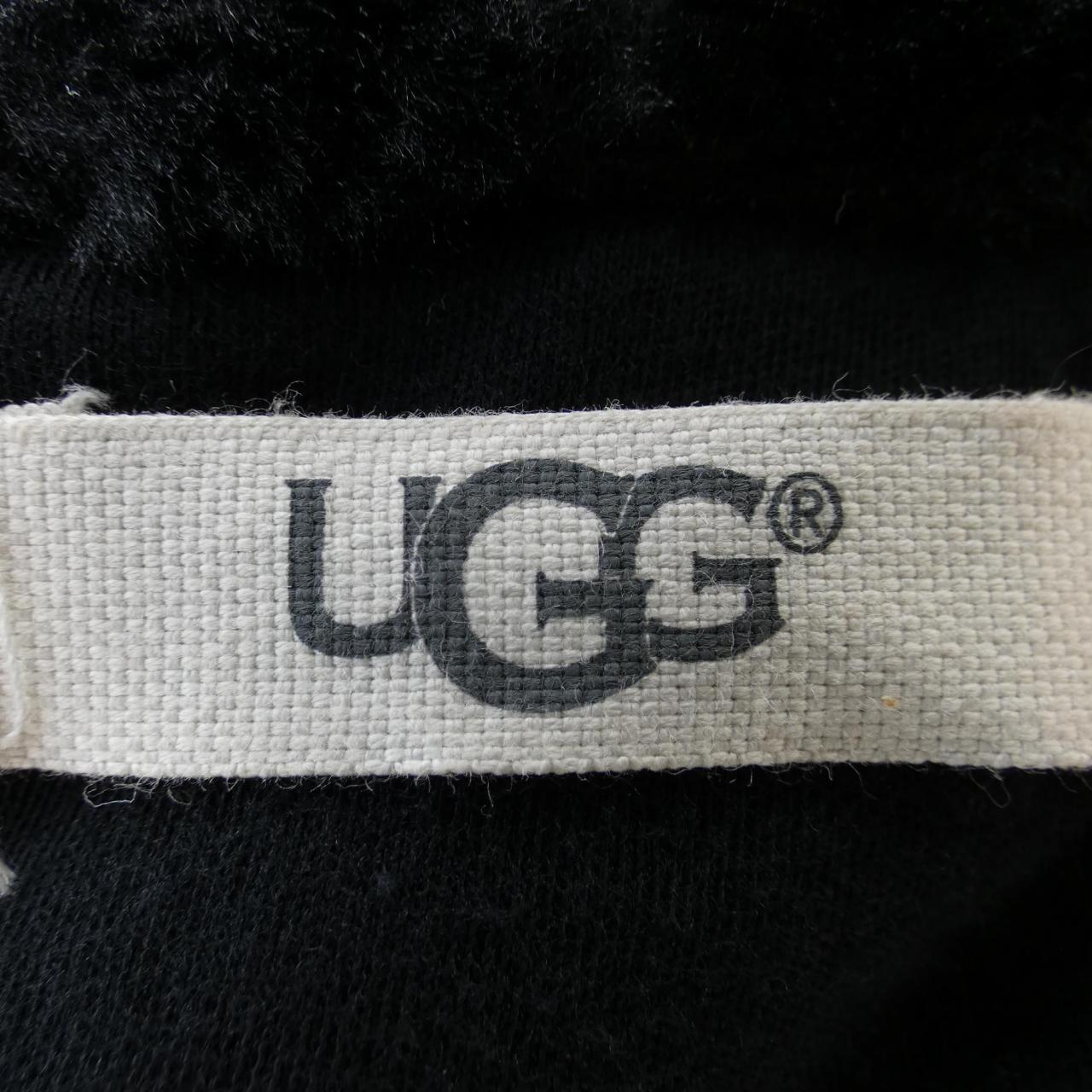 アグ UGG パーカー