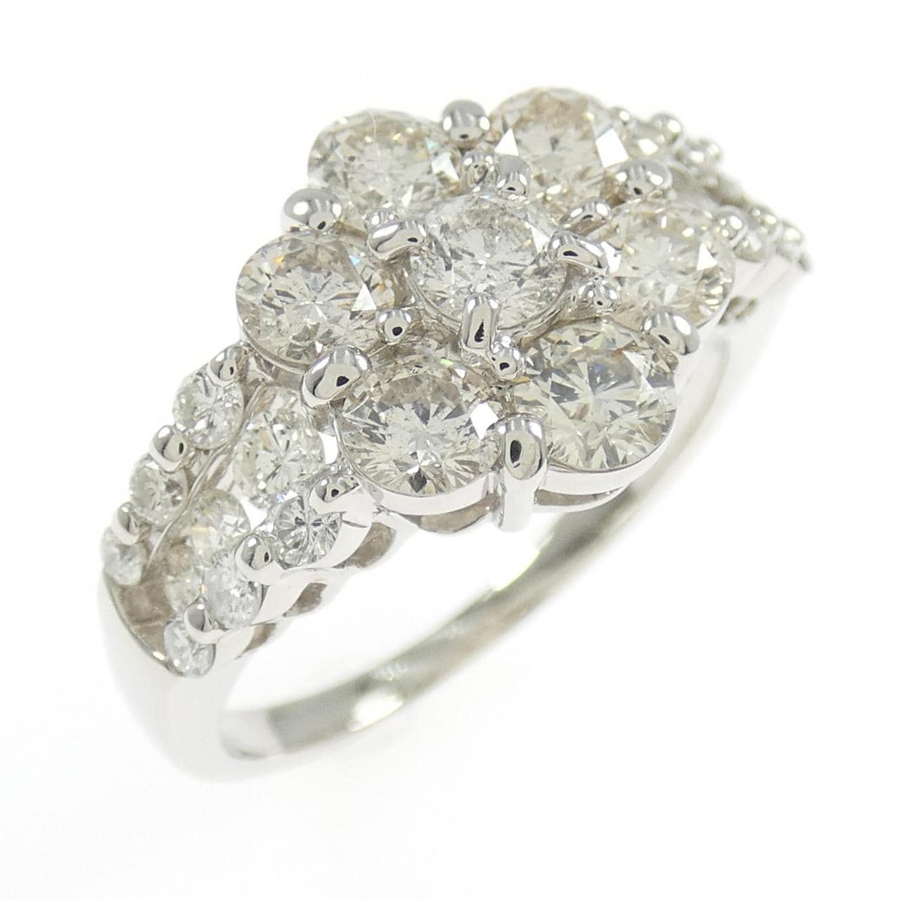 PT900 フラワー ダイヤモンド リング 2.00CT