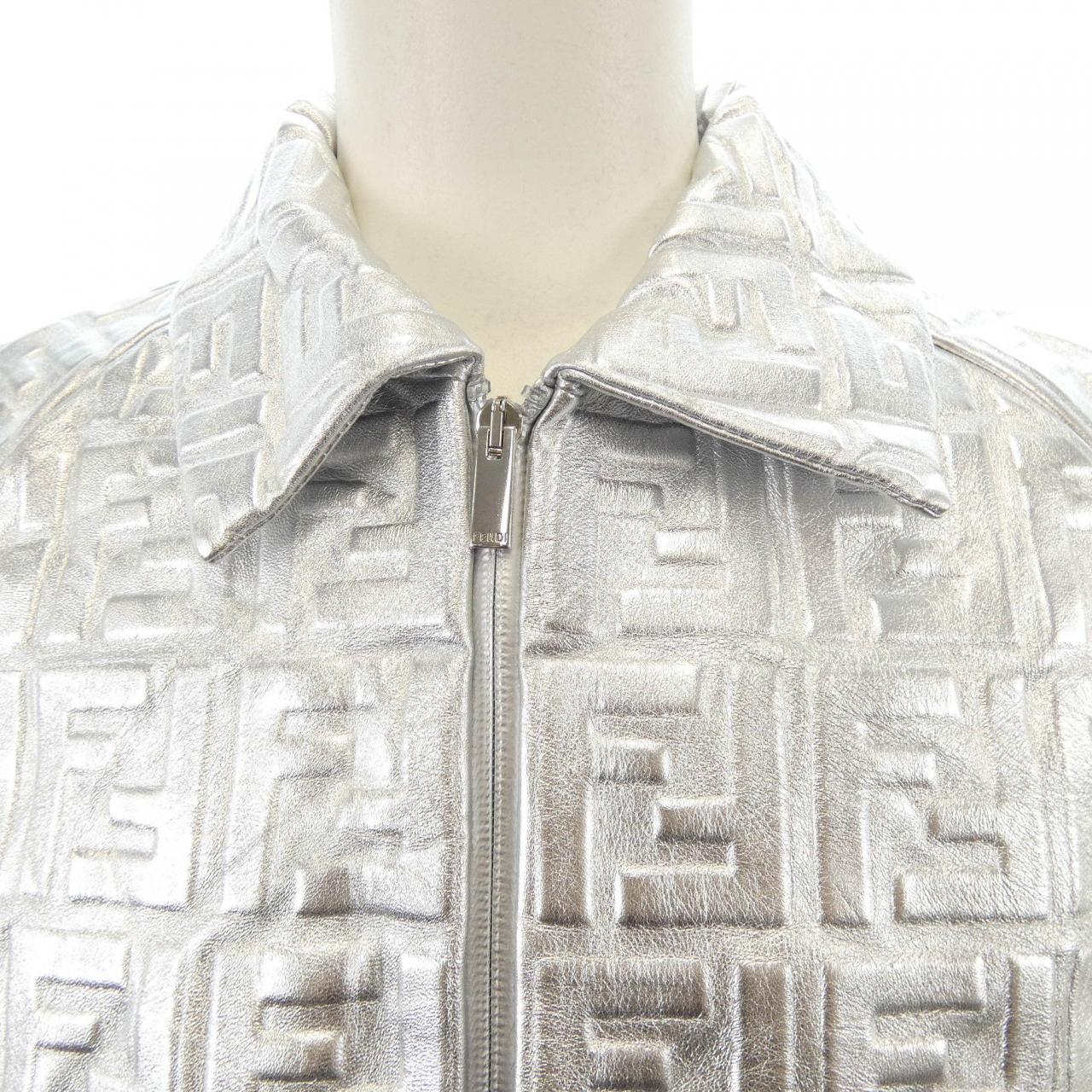 フェンディ FENDI NICKI MINAJ FPJ003 AB9J レザージャケット