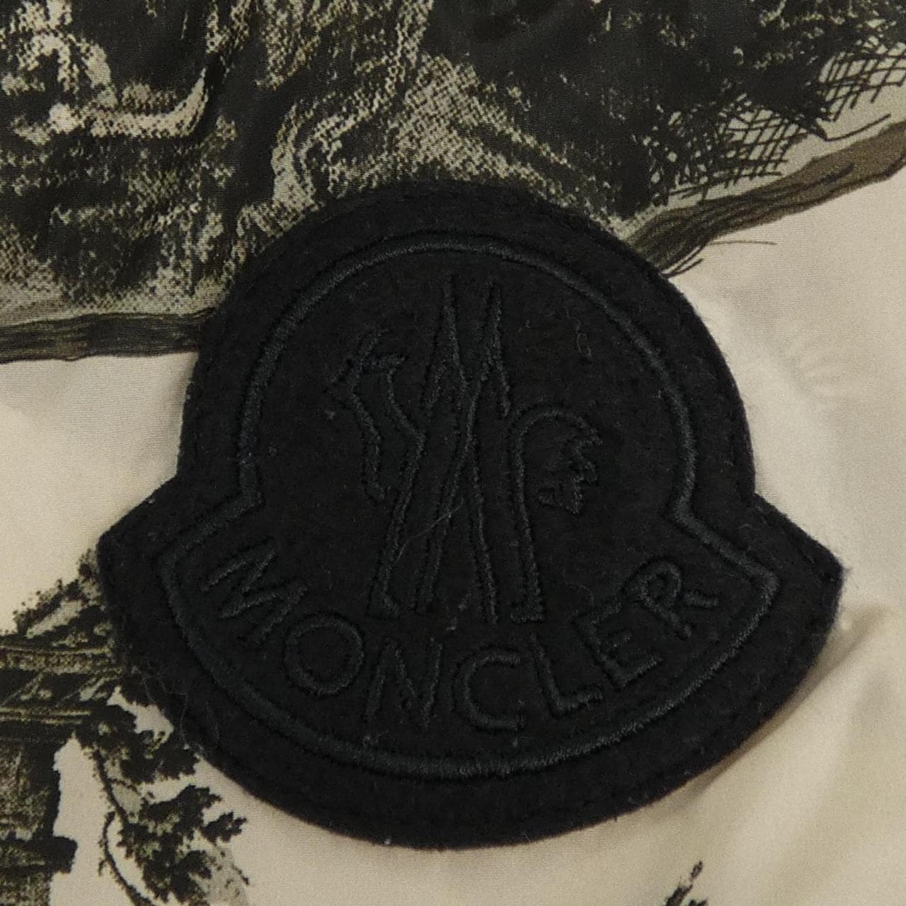 モンクレール MONCLER TOILE DE JOUY BOUTEILLE コート