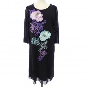 ヴィヴィアンタム VIVIENNE TAM 016-240736 ワンピース