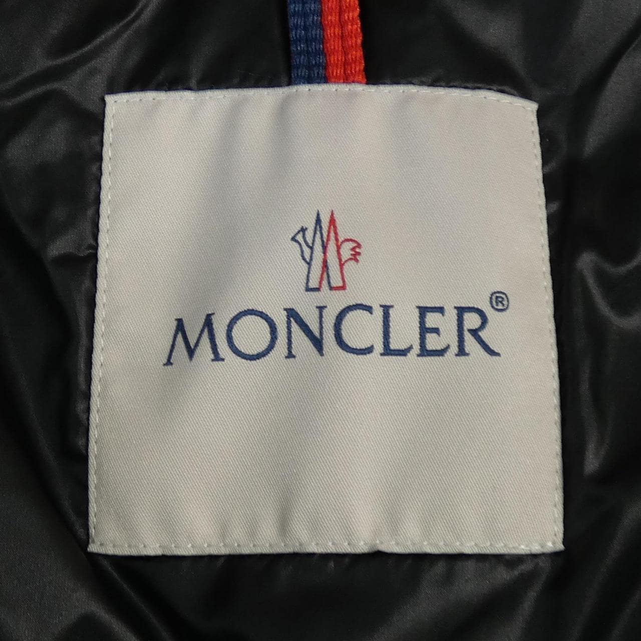 MONCLER蒙克勒羽絨服