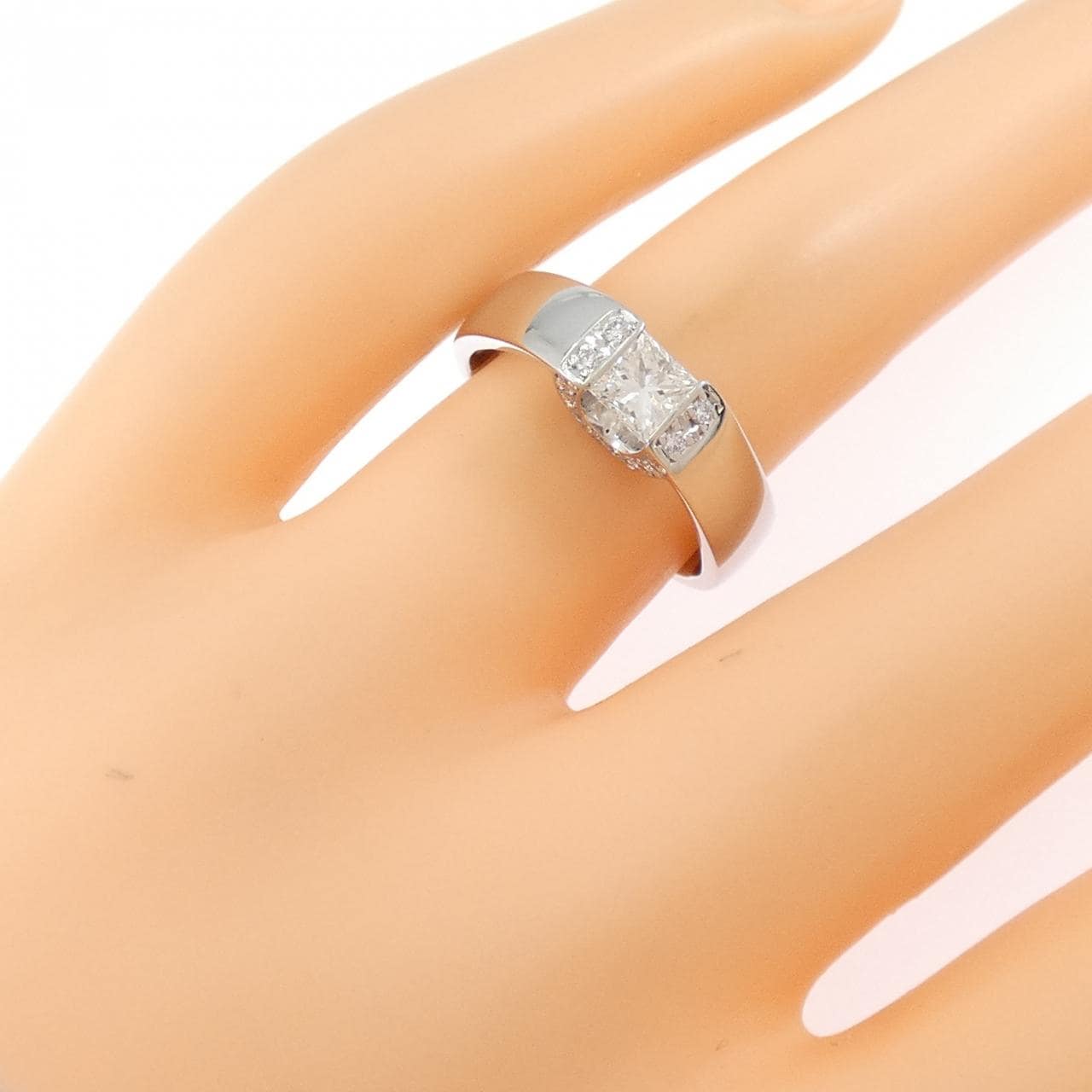 PT900 ダイヤモンド リング 0.416CT