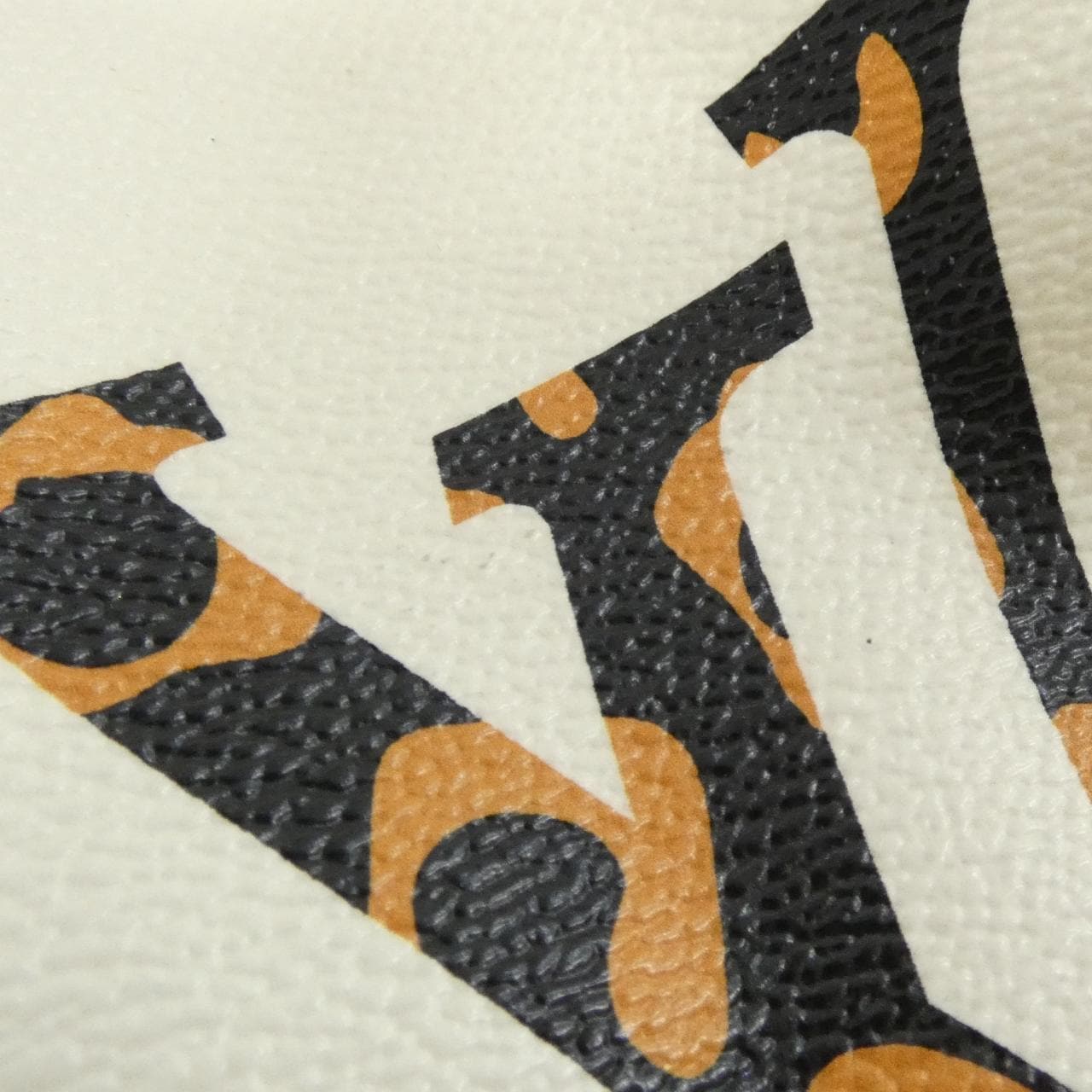 ルイヴィトン ジャイアント モノグラム ジャングル ネオ ノエ M44679 ショルダーバッグ