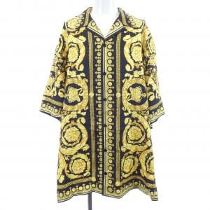 ヴェルサーチェ VERSACE 1003926 S／Sシャツ