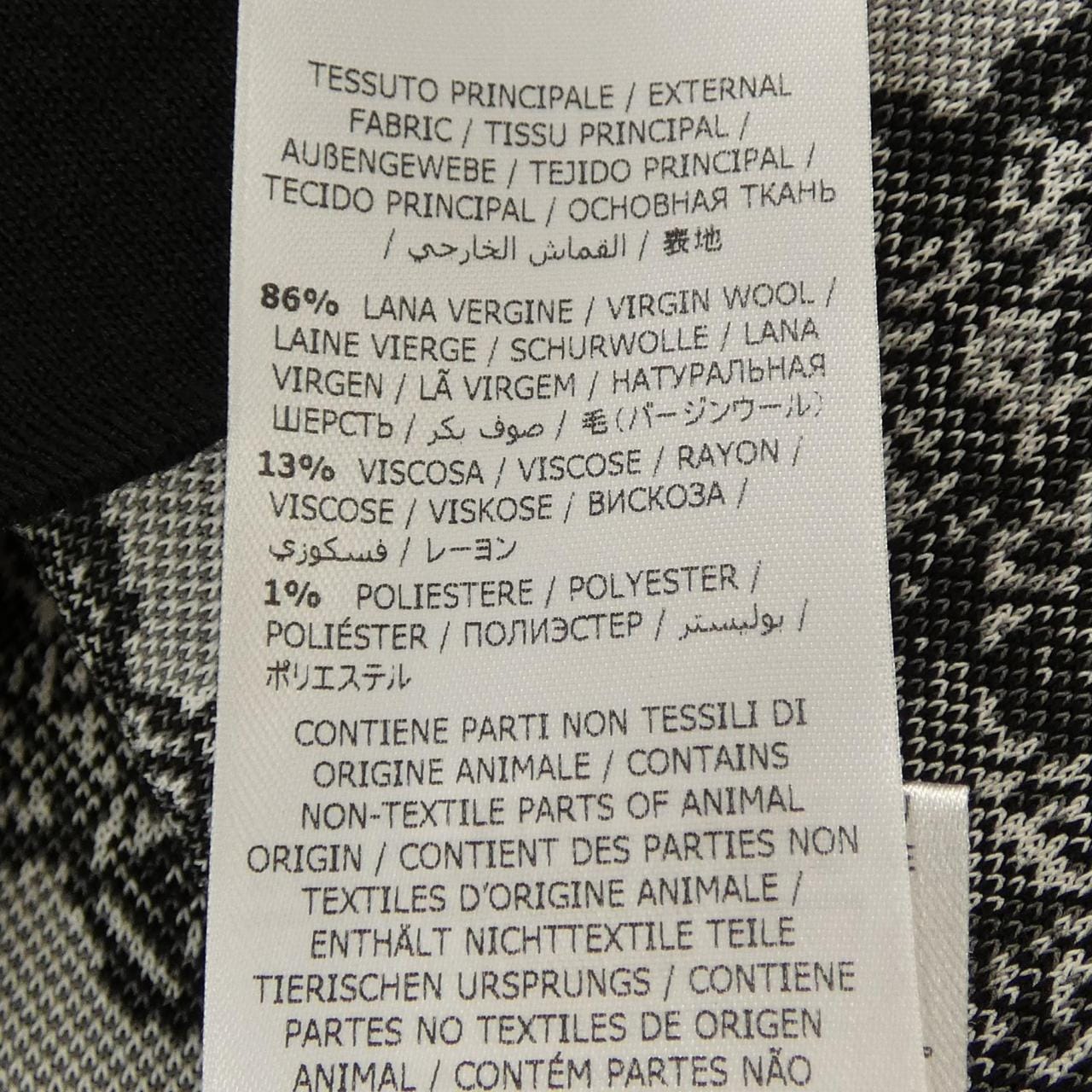 サルヴァトーレフェラガモ SALVATORE FERRAGAMO カーディガン