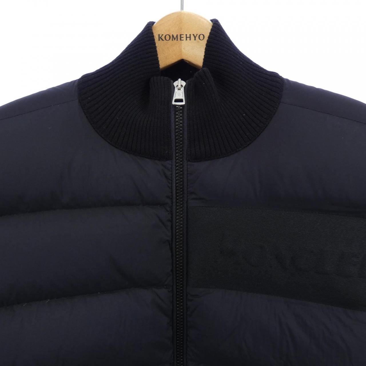 モンクレール MONCLER 20919B51600 ダウンジャケット