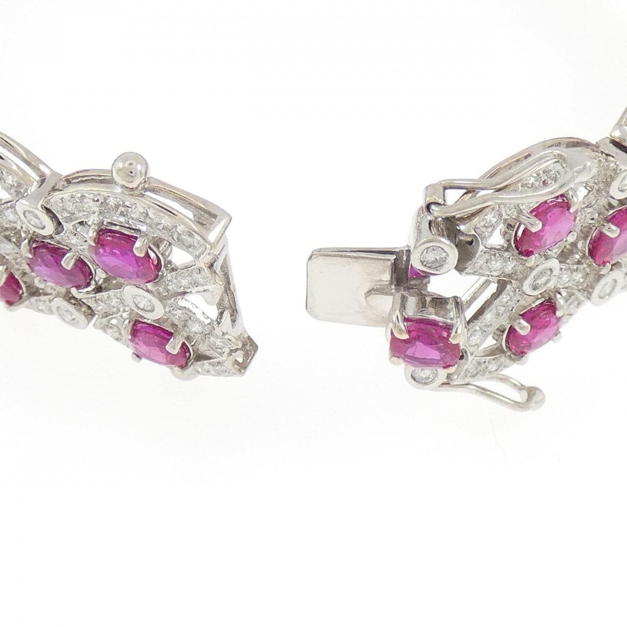 750WG ルビー ブレスレット 16.14CT