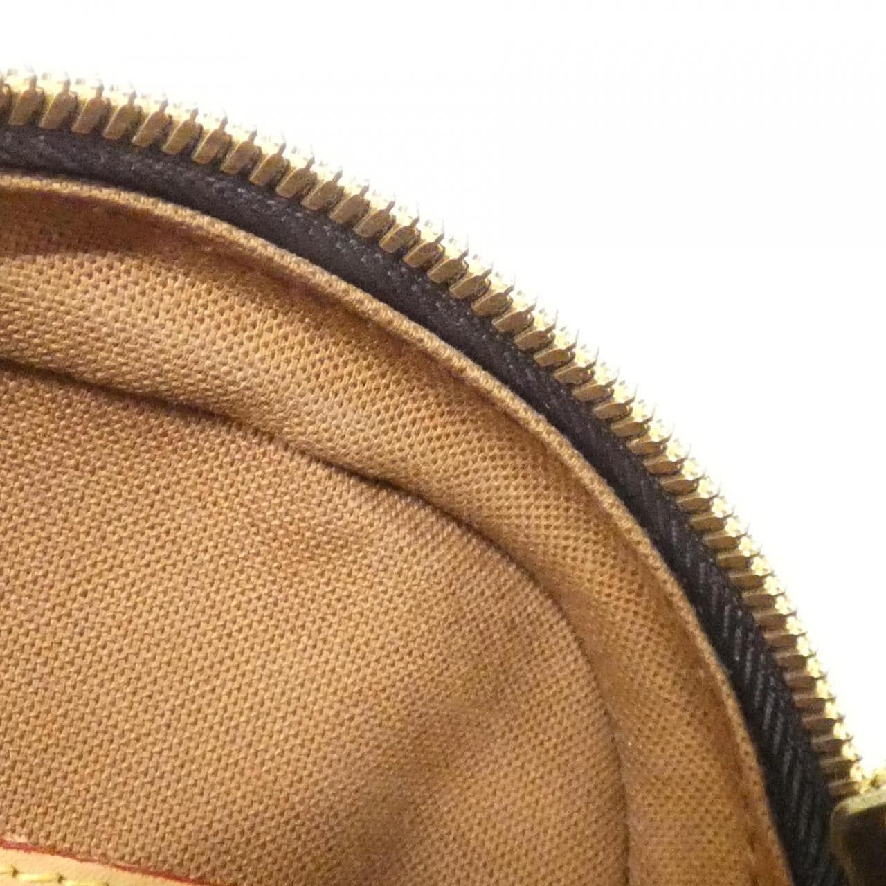 ルイヴィトン モノグラム ポシェット ガンジュ M51870 ショルダーバッグ