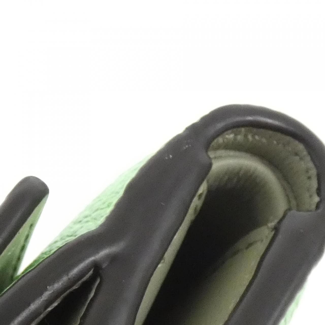 フェンディ SELLERIA ピーカブー 8M0438 A91B 財布